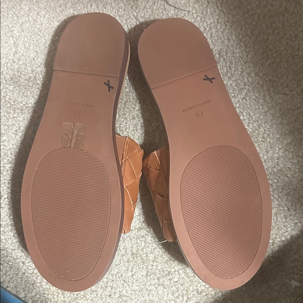 Madewell Woven Slide Sandals in Cognac Brown - Picture 6 of 6